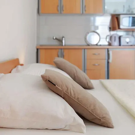 Apartment 7